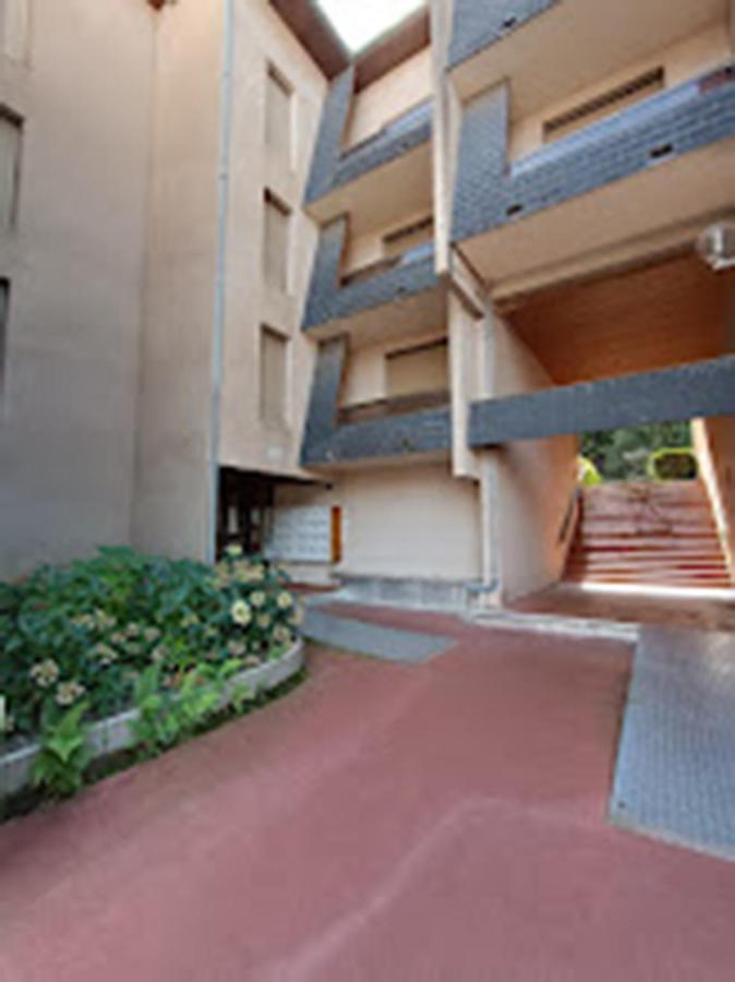 Frolise, T2, Centre, Wifi, Parking Couvert Gratuit, 4 Personnes Bagnères-de-Luchon Exterior foto