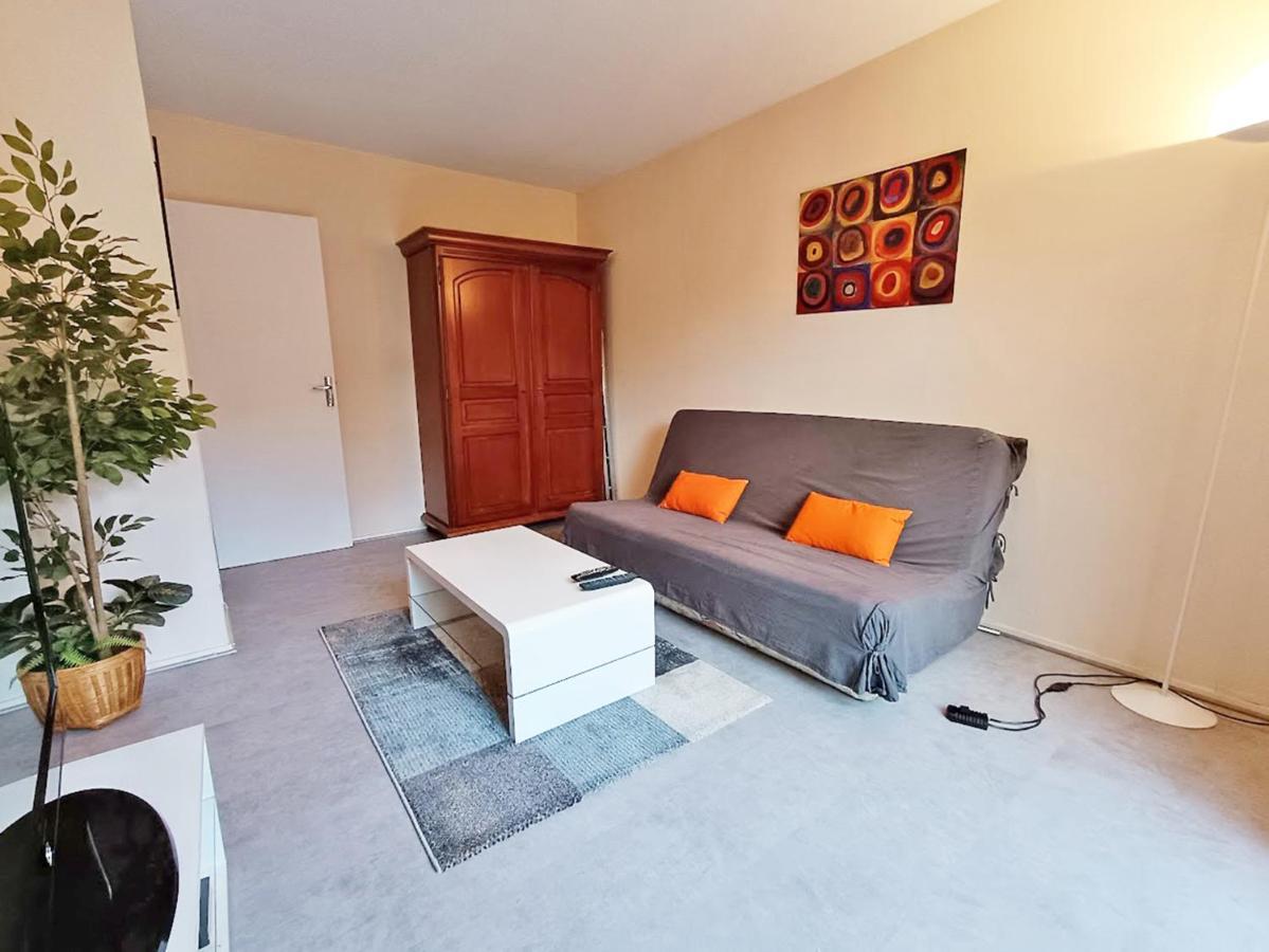 Frolise, T2, Centre, Wifi, Parking Couvert Gratuit, 4 Personnes Bagnères-de-Luchon Exterior foto